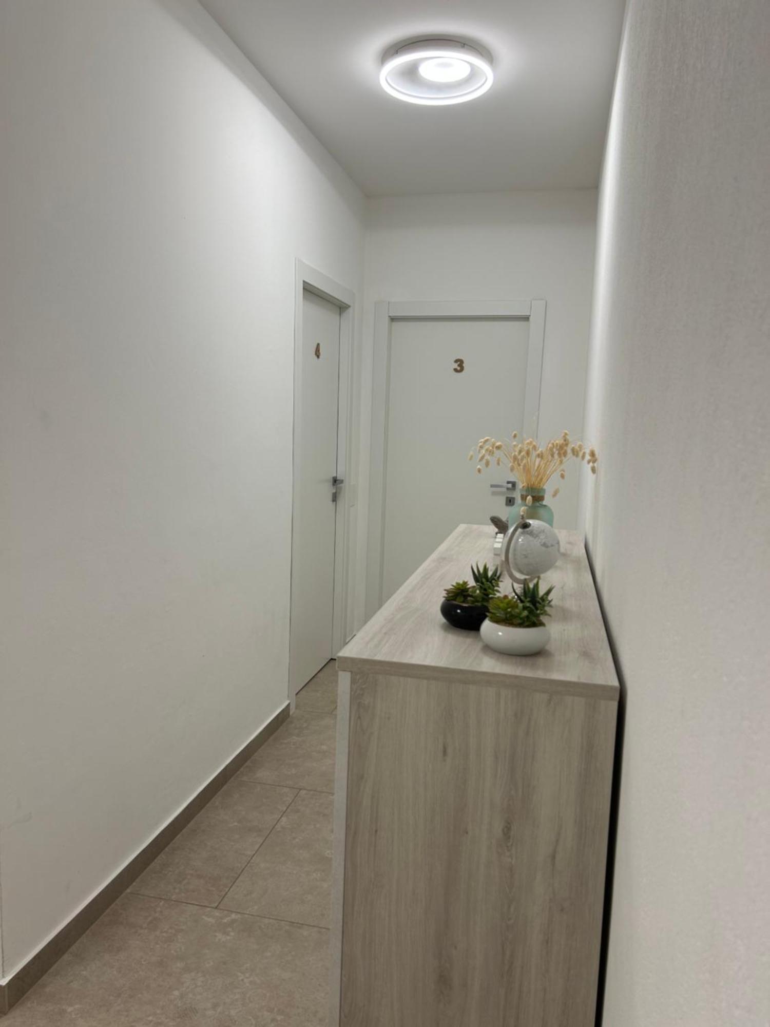 *Veranda'S Rooms* - Free Parking In Central ลูกาโน ภายนอก รูปภาพ